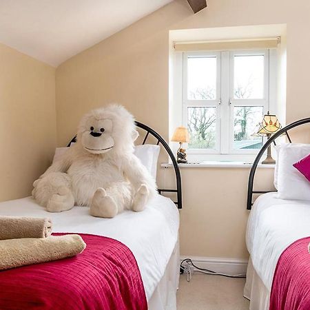Tregarnedd Cottage Llangefni Ngoại thất bức ảnh